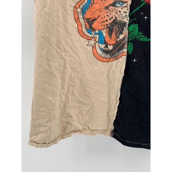 TORRID Women's Black-Beige Slit Graphic Tee SZ 3 - Picture 9 of 10